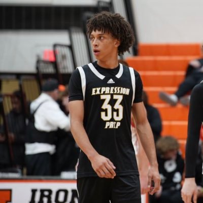 2026, 6'3, 170lbs, combo guard for Expression Prep Academy, Huntington, WV 3.71 gpa, 1000+ point scorer