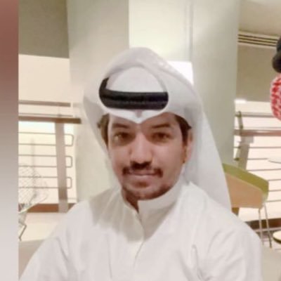 أفعل ما اريد لأني اريد أثق بنفسي وأخلاقي فما دمت أمشي باستقامه لا يهمني إن ظهر ظلي للناس مائلا أنتقي كلماتي أسلوب -امين سر مساعد عضو نقابة ناقلات النفط السابق
