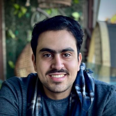 طبيب، ومطور تطبيقات، شغوف في بناء الحلول الرقمية.