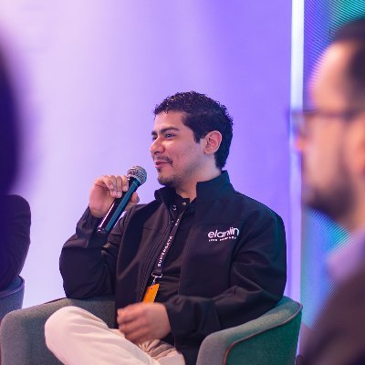 vlasscontreras's profile picture. Hooman 👋🏻