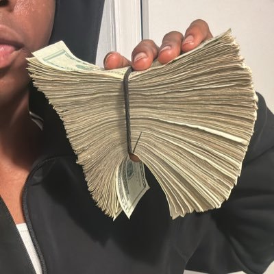 Makindouble_'s profile picture. I get money and stay out da way bitch think im borin how