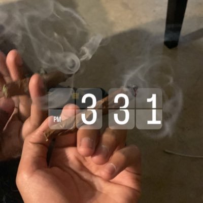 lowwguy414's profile picture. girls only