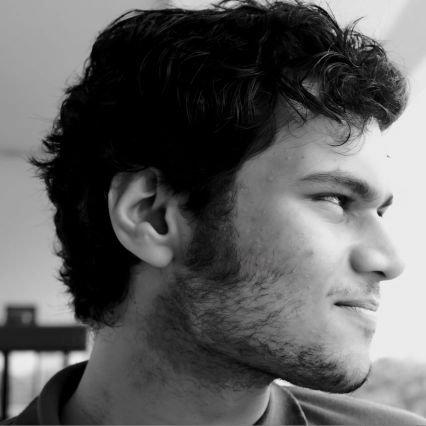 Aviation Geek,Petrolhead,chef.
Co-Founder @6pistonsmedia