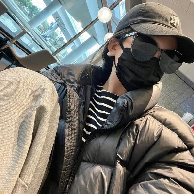 日本で1年暮らしているハーフの女の子です。
旅行、美食、運動です、オートバイに乗ることが最も好きで、いくつかの同じ趣味の人を探して、一緒に自転車に乗って全世界に来ます🎇✨🎇✨