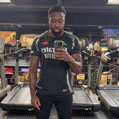 RobertAryee4's profile picture. 