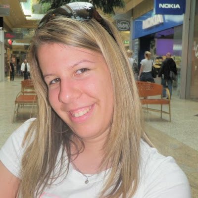 MichaelaNa90037's profile picture. 