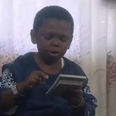 julius52403's profile picture. 