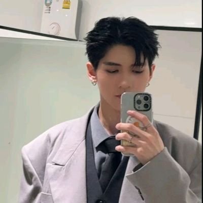 elly_inw's profile picture. 