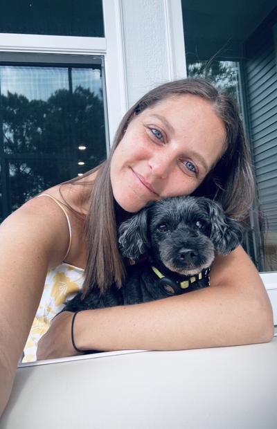 laura9633359481's profile picture. 