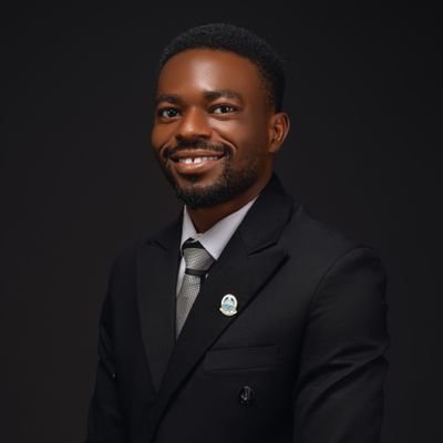 Activist 📢 | Akokite 📔 | Christian | Photographer | PR genius.
