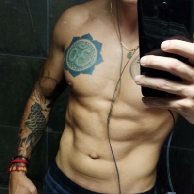 ragnarjken's profile picture. Definirse es limitarse ...