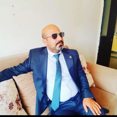 TARİH ÖĞRETMENİ, SMMM, EĞİTİM KOÇU, AKTİVİST, İNSAN HAKLARI SAVUNUCUSU