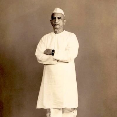 Think Differently / don't follow majority choose the right way, plants🌱 lover जाट बलवान जय भगवान