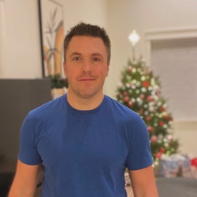 NowVoyagerGuy's profile picture. Here for TCM 🎞️🍿🎬🌴🎥