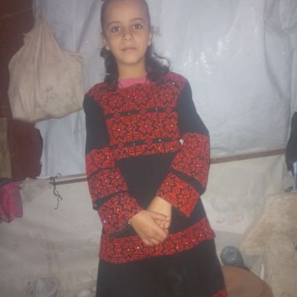 am Mahmoud Abu Muhammad from Gaza. I have 3 children. 🙏😭😭Please help and donate