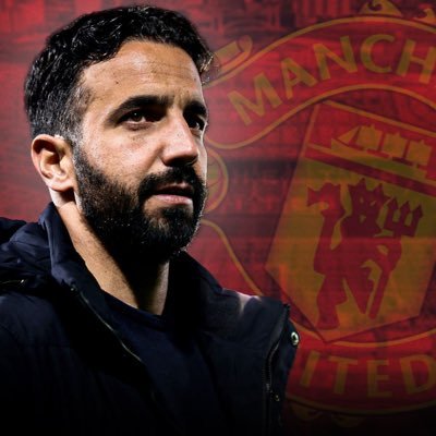 Śliczni - fanatyczni Manchester United,Legia Warszawa, KS Lomianki, Świt Nowy Dwór Mazowiecki a tak po za tym to nudzi mnie Polska liga.
Pisze dla Legia net