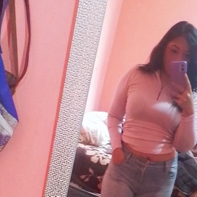FELIZ ❤
dios esta conmigo y quien contra a mi :) :* 3