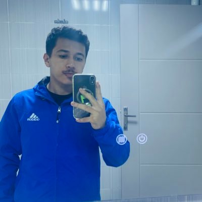 Hussainzobiek's profile picture. Telecommunications Engineer - Hunter