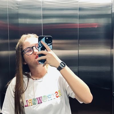 maricadabal's profile picture. 