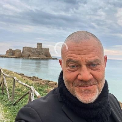 josuethomas72's profile picture. No bio yet