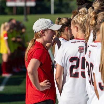 @LynchburgWSoc Associate Head Coach ||@LynchburgWSoc & @LynchburgTFXC Proud Alum || My past is redeemed, present makes sense & future is secure.