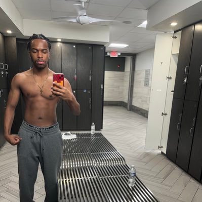 🔥 Viral Stream Moments 🎮 Real. Raw. Relatable. 🤝 Collab? DM Me 📩