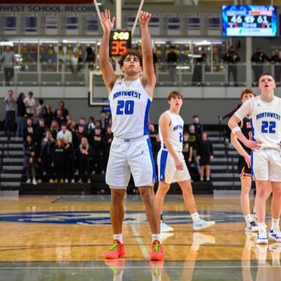 c/o 2026 | 6’0 | 195lbs | 4.068 GPA | Waukee NW Highschool (IA)| 3 sport athlete 🏀🏈🏃♂️ WR/ATH🏈 | Iowa United🏀 |