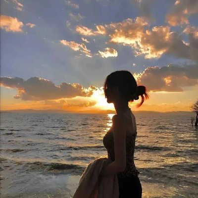 wngyn8413644098's profile picture. 一个喜欢研究医药和美服的爱好者，和我一起学习吧。Like a study of medicine and clothing enthusiasts, and I learn together!