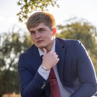 Broderick Shull (@broderickshull) 's Twitter Profile Photo Broderick Shull (@broderickshull) 's Twitter Profile Photo