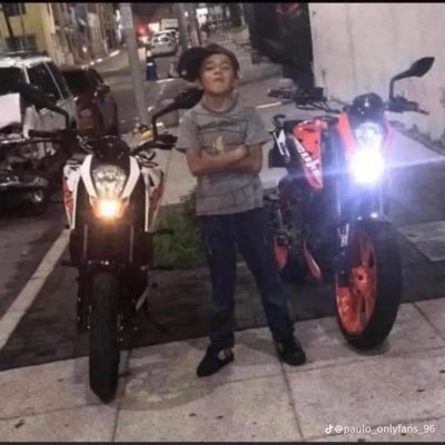 alexis255397170's profile picture. 