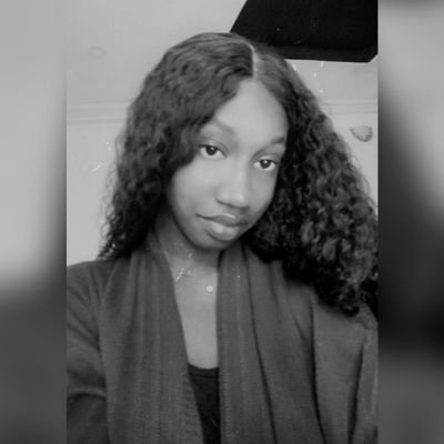 Fadilah_Kadiri's profile picture. UI/UX designer || ERP consultant || Creative thinker 

- 𝕮𝖗𝖊𝖆𝖙𝖎𝖓𝖌 𝖒𝖞 𝖔𝖜𝖓 𝖘𝖚𝖓𝖘𝖍𝖎𝖓𝖊✨💕