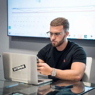 Alright, I would love to introduce you to binary options, it's a lucrative way of earning consistent income weekly with just a little investment 💯💯