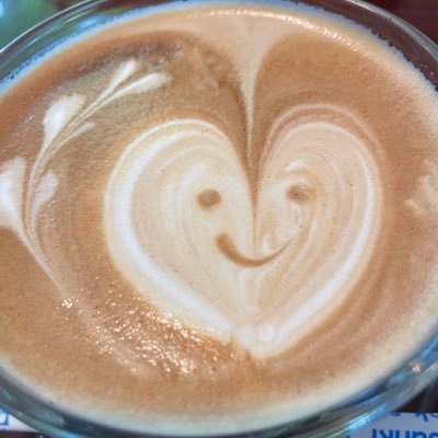 yooko_design's profile picture. ＼小さなお店に寄り添うWebデザイナー／デザインであなたの事業をお手伝いします✨｜18年間医療福祉業界に従事｜HP・LP・バナー・チラシ・パンフレットetc …作成可能|お仕事のご依頼・ご相談はお気軽にDMまで📩