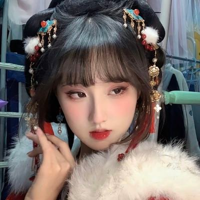 lingjiujiuya's profile picture. 不想色色的擦边，❌批复杂，是年轻的肛塞小勇者和邪恶秒潮大魔王的小🐶🐶