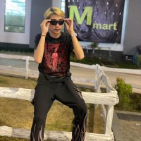 ¥ (@bee062462) 's Twitter Profile