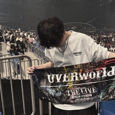 ¦ 01 ¦ 社会人 ¦ 神奈川 ¦ 邦ロック ¦ 洋楽 ¦ HIPHOP ¦ 雑多 ¦ 🐉 ¦ ONE OK ROCK ¦ MY FIRST STORY ¦ UVERworld ¦ Awich 音楽関連中心に日常や好きなことを好きに発信しています!気軽にフォローしてくれたら嬉しいです👻
