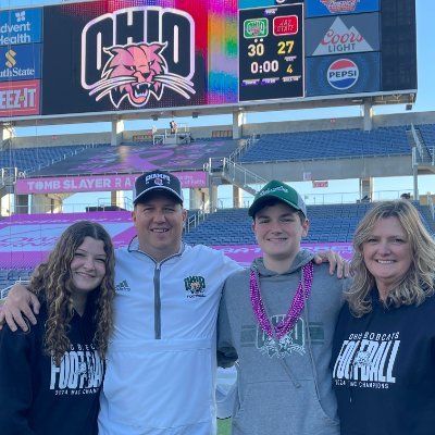 Ohio Bobcats Football OC/QB Coach #GoBobcats Instagram: CoachIzzy