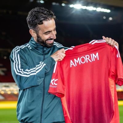 Smiling on the outside 😁
🔴⚽ Manchester United mad ⚽🔴