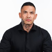 wrong to strong (@strong_wrong) 's Twitter Profile