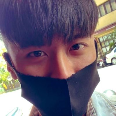 L1ErW's profile picture. 安安