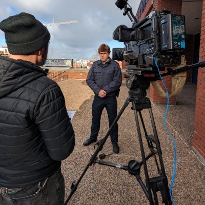 JoNoHoffman's profile picture. Has a lot of questions.