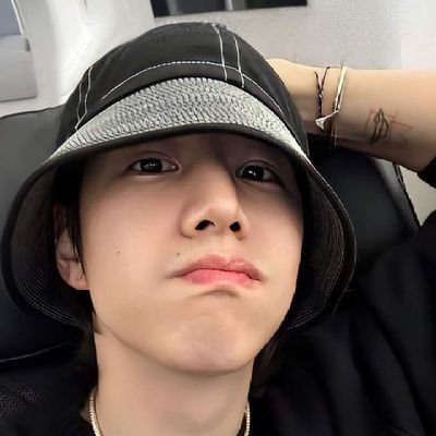 anogkor91964's profile picture. 