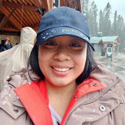 sharmainium's profile picture. walking void ⚠️