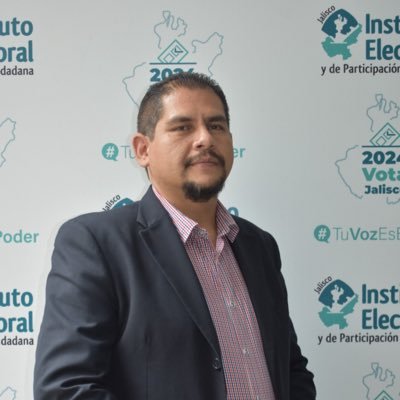 Excéntrico poseedor de un alma vieja. Me gusta andar, pero no sigo el camino. Autos, cultura, toros y más.