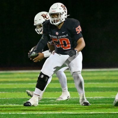 Ben_Noema's profile picture. Eastside Catholic HS | 2026 | 5’10/255 | DT/OL | Contact: (206)316-7720 | 3.2 accumulative GPA | 🇹🇴