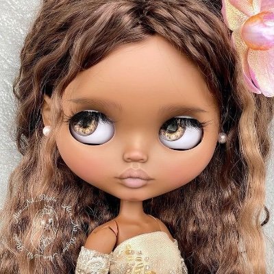 timss5552541210's profile picture. 