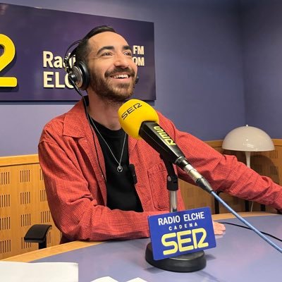 🗣🎙 Periodista en @radioelcheser/@elche_tv/@el_pais
🎇Elche / Meliana (València)