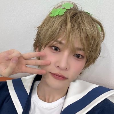 jccville's profile picture. with a face like that xiaojun should rule the world