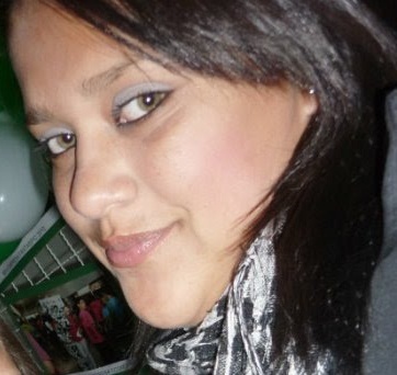 # ' Eu nao sou perfeita e nem vivo a favor disso , eu nao me preocupo com o que você pensa de mim , ao menos quero saber se você vai com a minha cara , ou n