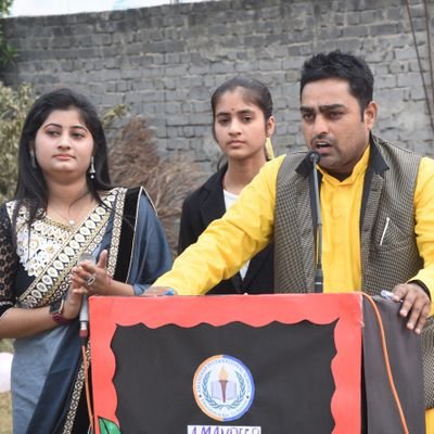 थक कर ना बैठूंगा अभी,किसी प्रकार के तनाव से,मंजिल प्राप्ति तक लगा रहूंगा,पूर्ण समर्पित भाव से,💐🙏
बीजेपी-मंडलमंत्री_मी-प्रभारी
बादलपुर_ ग्रे-नोएडा_गौबुद्धनगर🙏